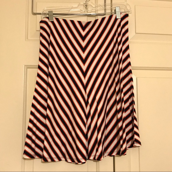 Ann Taylor chevron a-line skirt - Picture 1 of 3